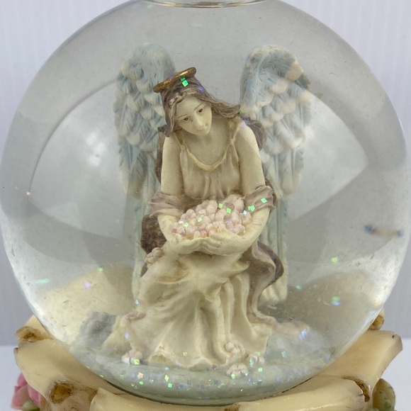 Vintage Musical Snow Globe Angel with Pink Roses - Picture 2 of 13